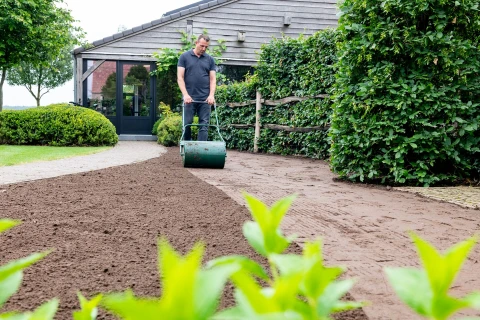 Schedule for laying out lawn Thumb