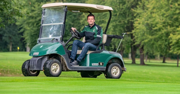 Philippe Mallaerts of Brabantse Golf observes: “Stable greens, less damage and top performances.” Thumb